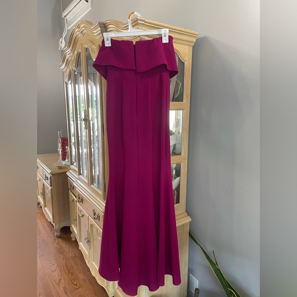 Xscape Women’s Strapless Gown WORN ONCE - Picture 6 of 10